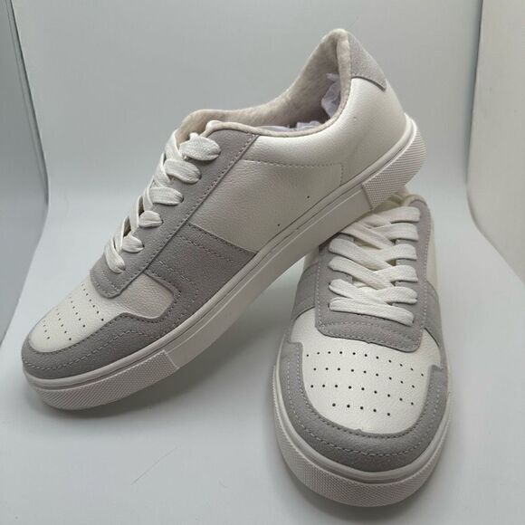 CUSHIONAIRE Women's lace up Sneaker +Comfort Foam 7.5 WIDE WHITE/GRAY - Picture 7 of 7
